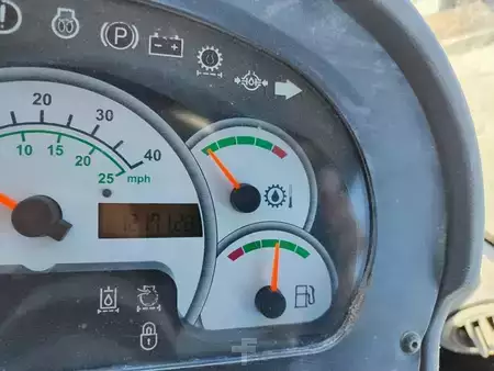 Chargeuse sur pneus 2005 Caterpillar 924G HL (6)