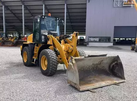 Kolové nakladače 2021 Caterpillar 910 (3)