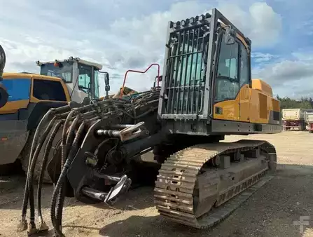 Demoliční bagry 2013 Volvo EC380D HR (2)