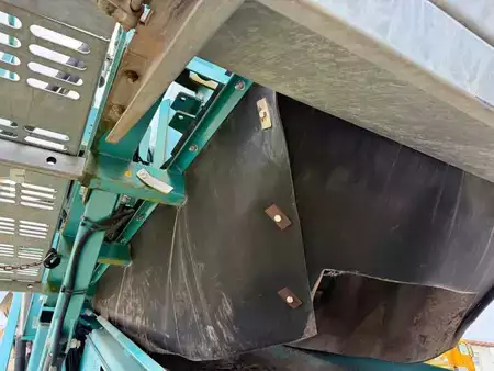 Other 2004 POWERSCREEN Chieftain 1400 (4)