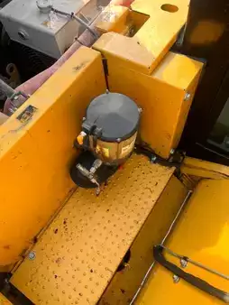 Korečková rýpadla 2020 Caterpillar 325FL CR (6)