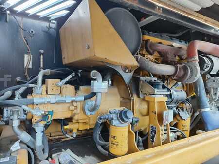 Pelle sur pneus 2009 Caterpillar M315D (7)