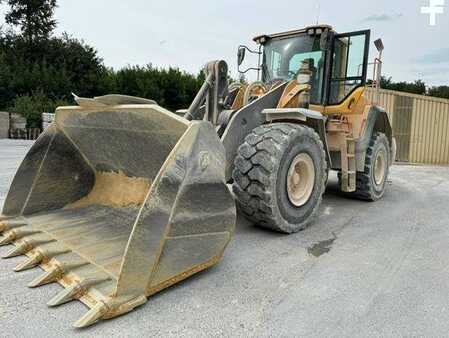 Kolové nakladače 2021 Volvo L180H (1)