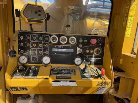 Příkopové frézy 2006 Vermeer T955 (9)