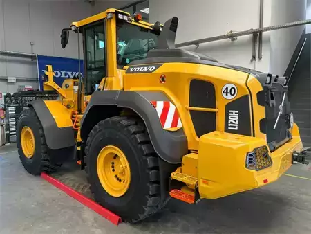Kolové nakladače 2026 Volvo L120H2 (1)