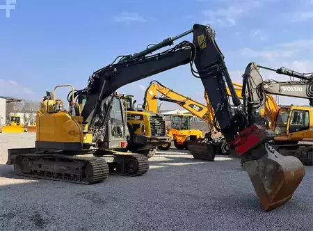 Escavatori cingolati 2015 Volvo ECR145DL (3)
