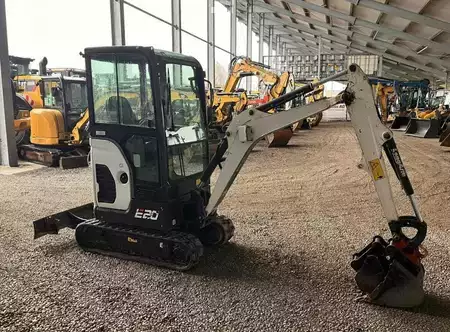 Minigraafmachines 2014 Bobcat E20 (3)