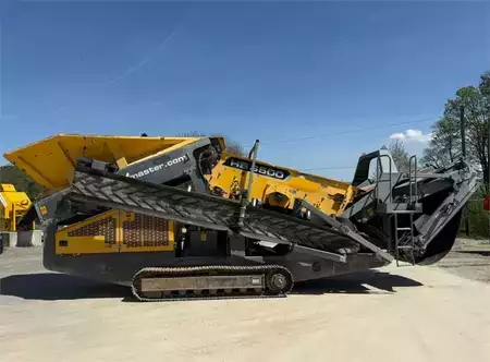 Altri 2014 RUBBLE MASTER HS3500 (2)