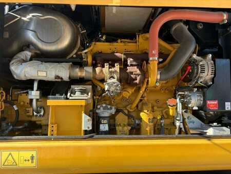 Mobilní bagry 2016 Caterpillar M318F (8)