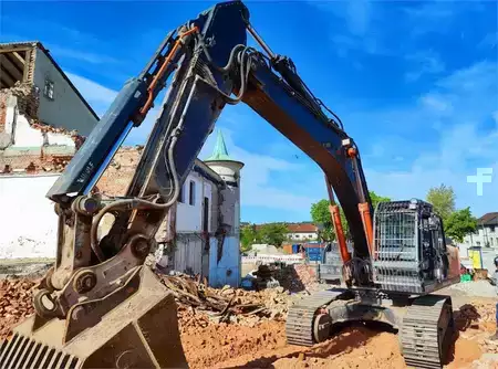 Koparki gąsienicowe 2019 Hitachi KTC390-6 (2)