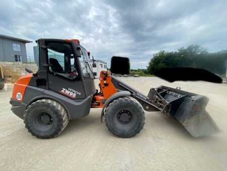 Wheel Loaders 2022 Hitachi ZW95 (2)