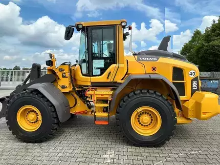 Kerekes rakodó 2026 Volvo L90H2 NEU (1)