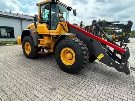 Kolové nakladače 2026 Volvo L90H2 Long Boom NEU (5)