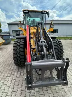 Kolové nakladače 2026 Volvo L90H2 Long Boom NEU (6)