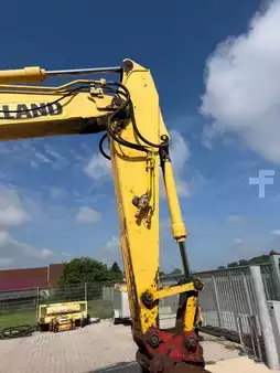 Koparki gąsienicowe 2011 New Holland Construction E 215 B (11)