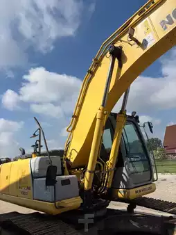 Koparki gąsienicowe 2011 New Holland Construction E 215 B (9)