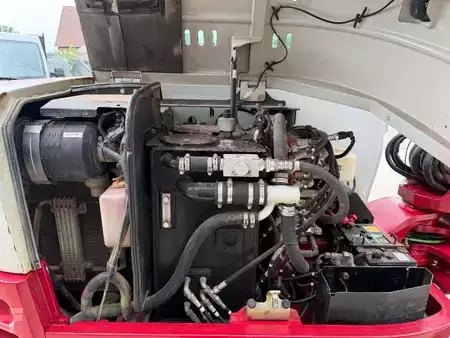 Mini kotrógép 2017 Takeuchi TB 260 (10)