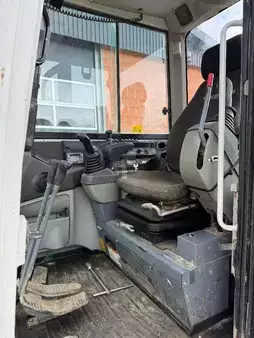 Mini kotrógép 2017 Takeuchi TB 260 (11)