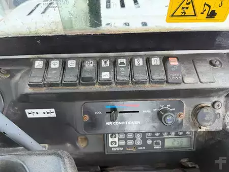 Mini kotrógép 2017 Takeuchi TB 260 (12)