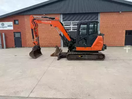 Mini Escavatori 2018 Hitachi ZX 65 US B-5 (1)