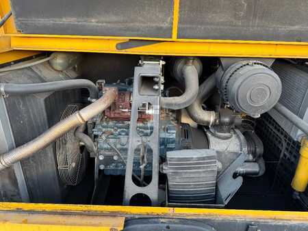 Egyéb 2010 KAESER M 80 (8)