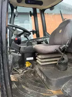 Wielladers 2007 JCB 407 AGRI (13)
