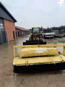 Wielladers 2007 JCB 407 AGRI (8)