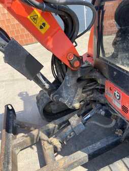 Mini pelle 2016 Kubota KX 121-3 A Powertilt (14)