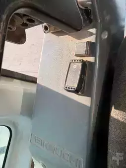 Minigraver 2015 Takeuchi TB 228 (10)