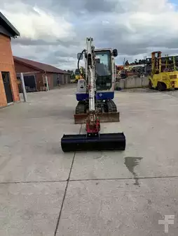 Minigraver 2015 Takeuchi TB 228 (6)