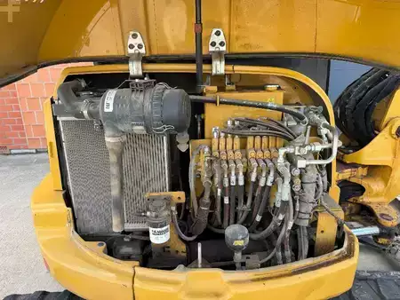 Mini-koparki 2019 Caterpillar 305 E2 (9)