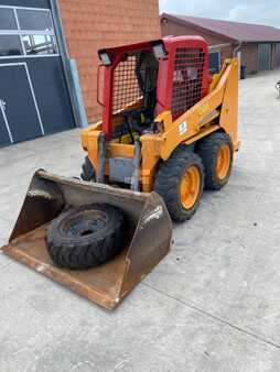 Cargadores compactas 2008 Gehl 4240 (2)