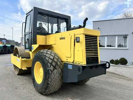 JCB Vibromax W 1402 D