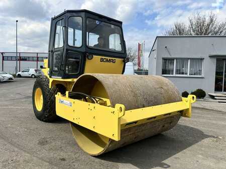 JCB Vibromax W 1402 D