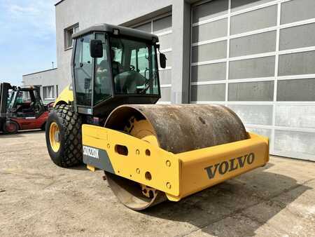 Compacteur monocylindre 2008 Volvo SD-122DX (5)