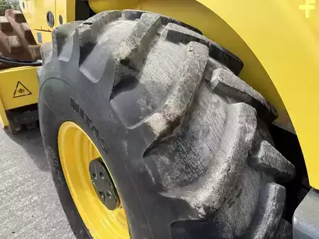 Komprimator 0 BOMAG BW 213 PDH-4 (11)