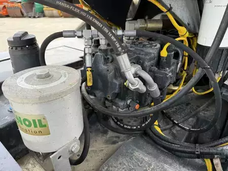Komprimator 0 BOMAG BW 213 PDH-4 (13)
