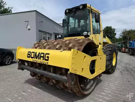 Komprimator 0 BOMAG BW 213 PDH-4 (2)