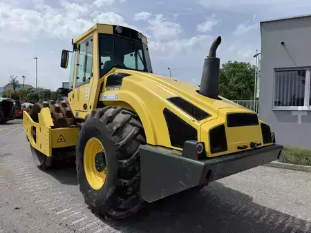 Komprimator 0 BOMAG BW 213 PDH-4 (3)