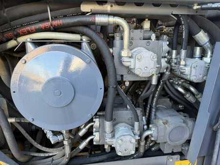 Finišery 2016 VÖGELE Super 2100-3i (11)