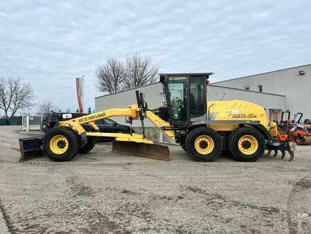 New Holland Construction F 156.6 A