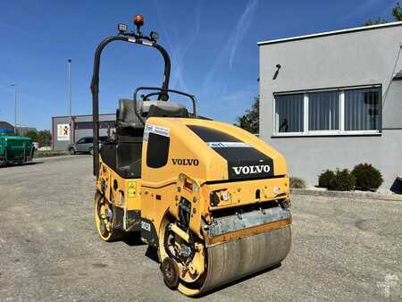 Walce gładkie 2017 Volvo DD25B (5)