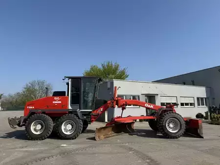 Równiarki 2002 O-K New Holland F 156.5 A (6)