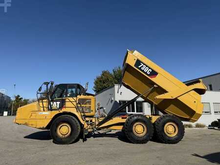 Leddumper / dumpere 2015 Caterpillar 730 C (2)