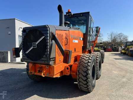 Osztályosok 2005 Volvo G 710 B (8)