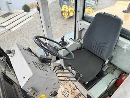 Niveleuse 2005 New Holland Construction F 156.6 A (10)