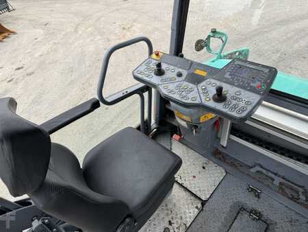 Kerékburkoló 2017 VÖGELE Super 1800-3i (10)