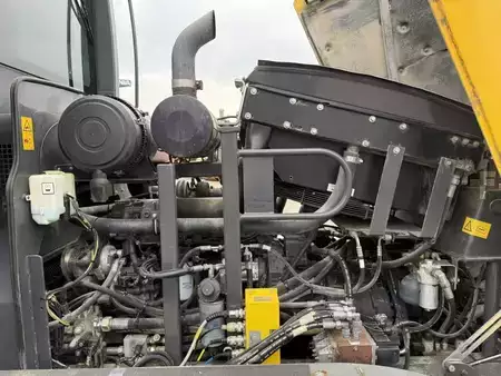 Grader 2012 New Holland Construction F 106.7 A (11)