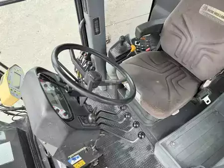 Grader 2012 New Holland Construction F 106.7 A (9)