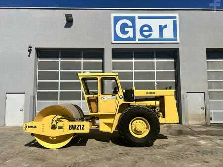 BOMAG BW 212